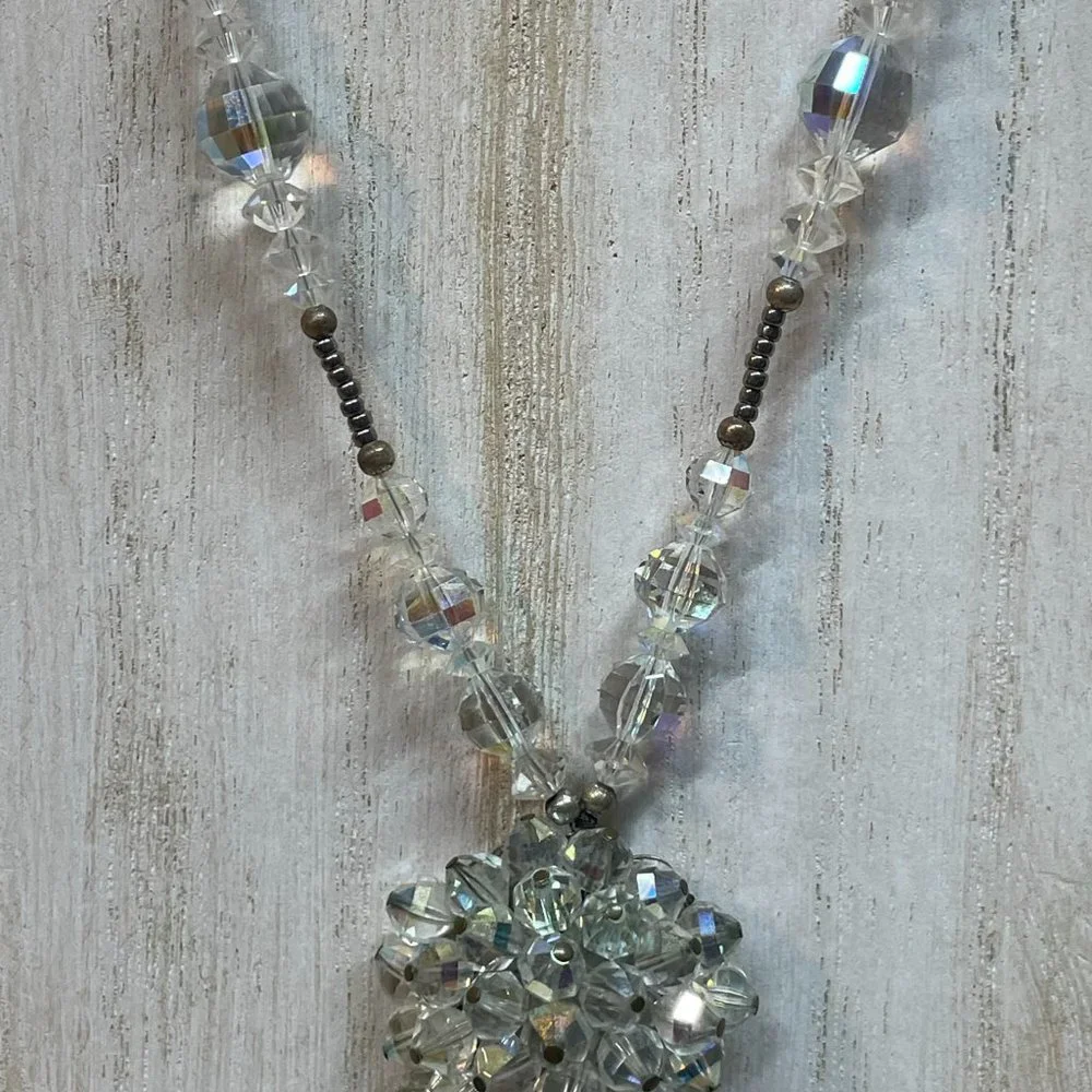 REPURPOSED vintage BROOCH clear faceted crystal glass bead NECKLACE artisan made - Picture 2 of 8